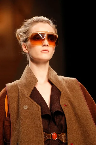 Look 35
